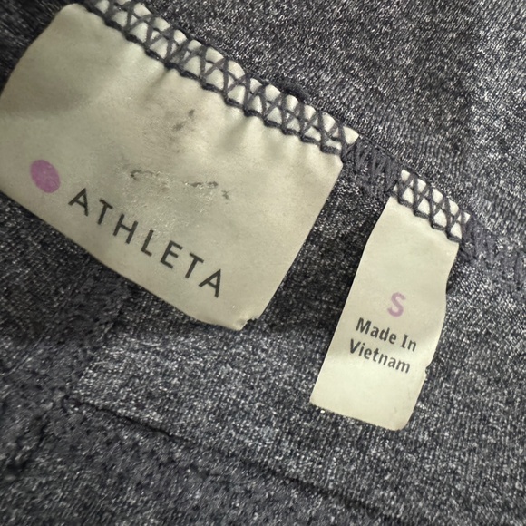 Athleta Bettona Gray Bermuda Shorts Small 819755 - Picture 3 of 9